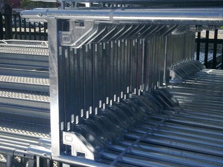 ALTRAD pastoliai rusztowania scaffolding sastatnes byggnadsstllningar stillas